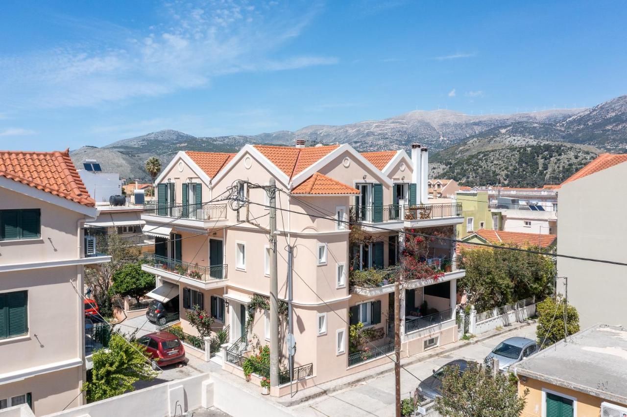 Grand Square Apartment Argostoli  Eksteriør billede