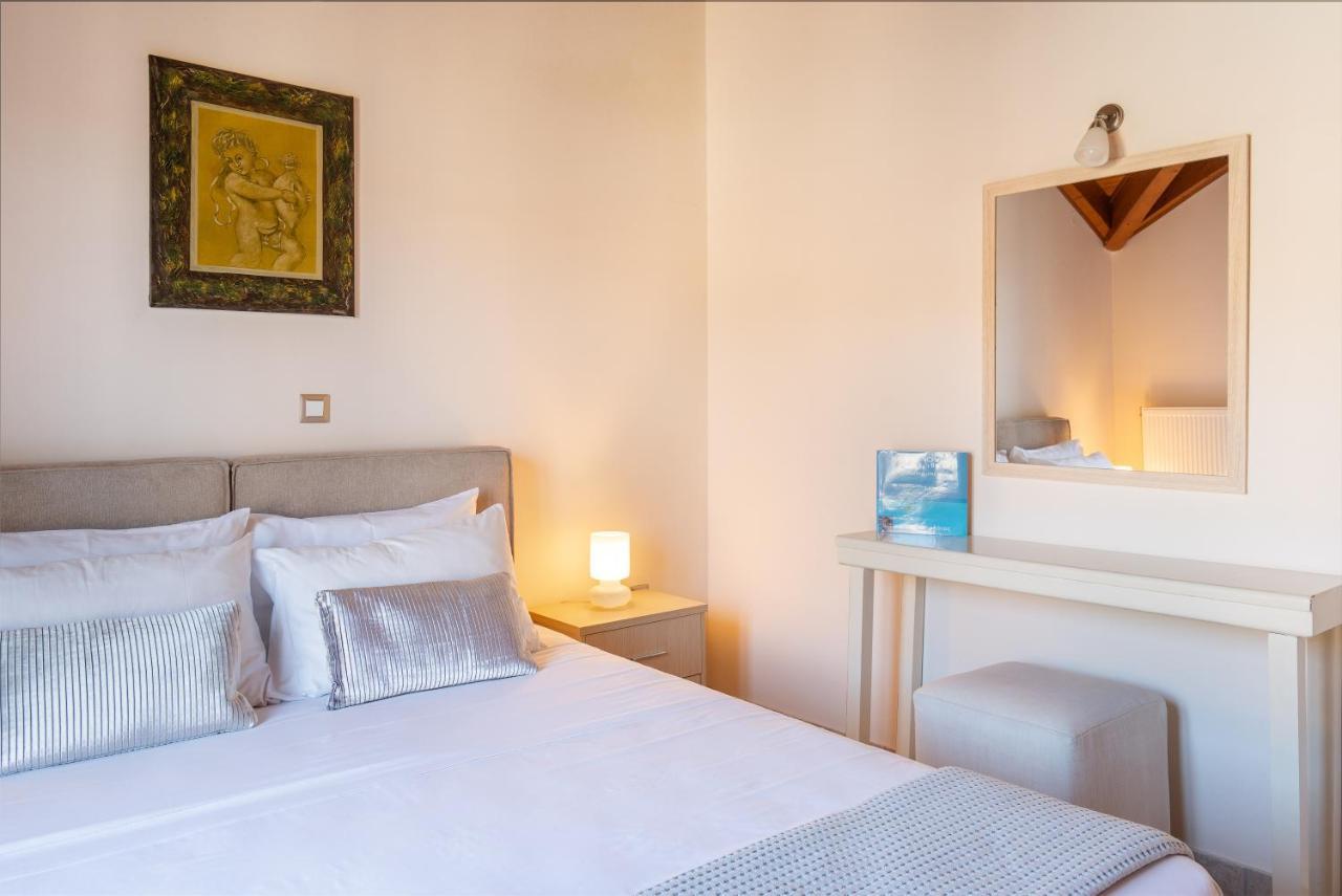 Grand Square Apartment Argostoli  Eksteriør billede