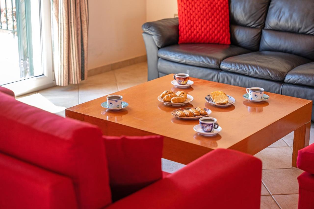 Grand Square Apartment Argostoli  Eksteriør billede