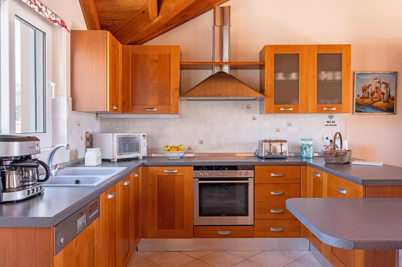 Grand Square Apartment Argostoli  Eksteriør billede