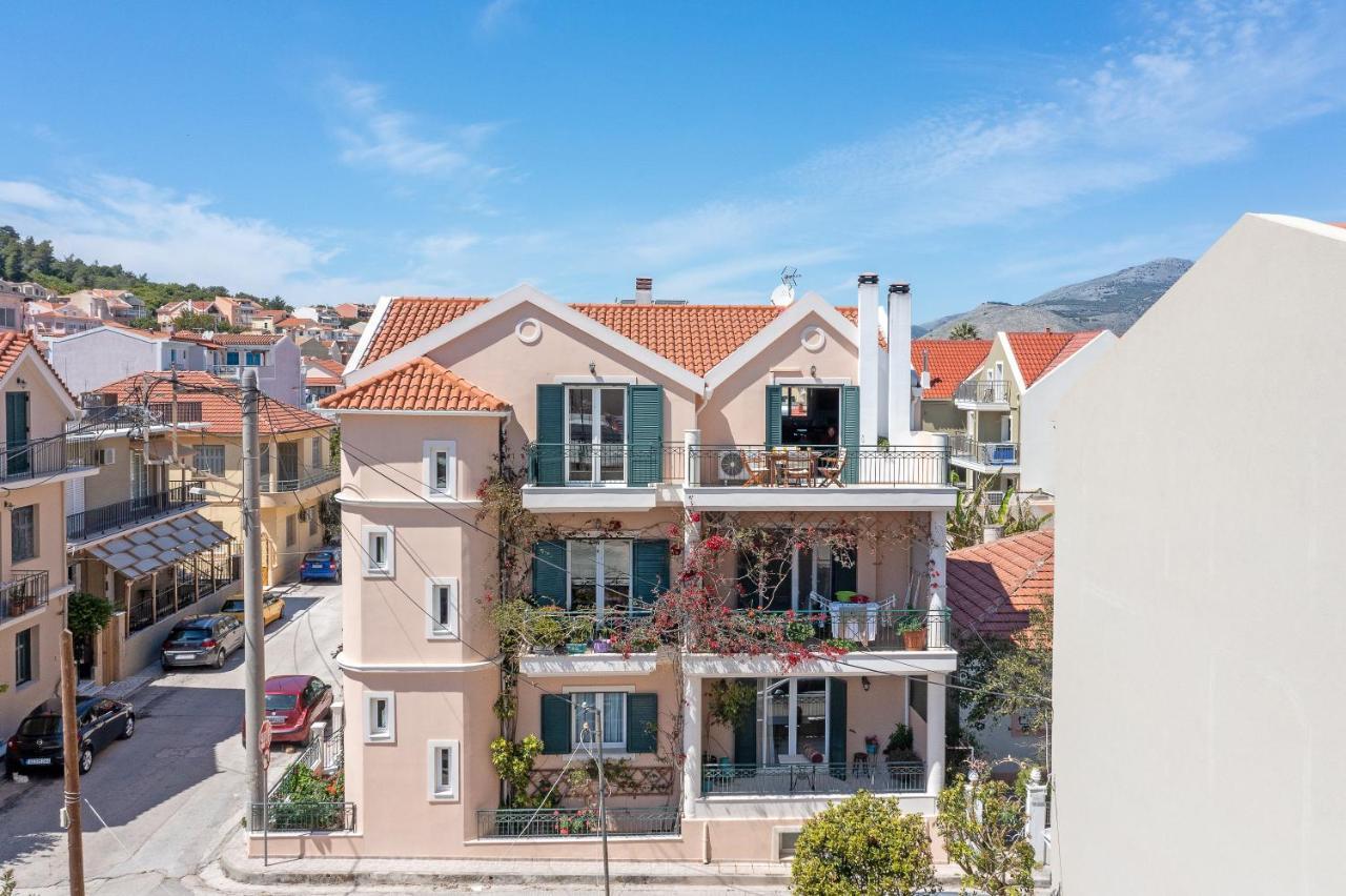 Grand Square Apartment Argostoli  Eksteriør billede